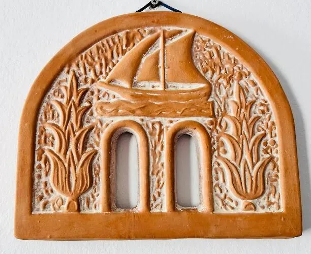 D & K Naxos Town * Naxos City